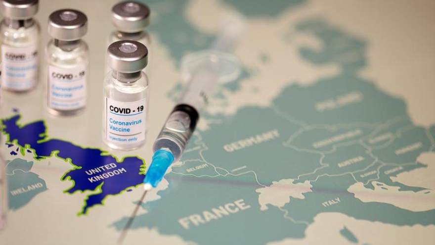 Interpol cảnh báo tội phạm đưa vaccine Covid-19 giả vào lưu hành
