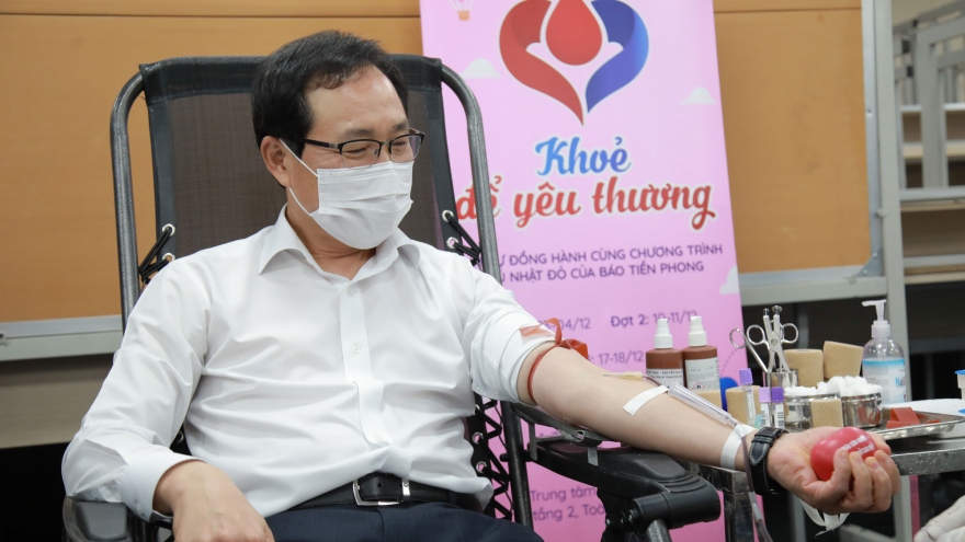 Samsung Việt Nam phát động hiến máu tình nguyện “Khỏe để yêu thương”