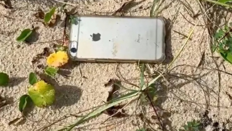 iPhone 6S rơi khỏi máy bay từ độ cao hơn 600m, vẫn "sống sót"