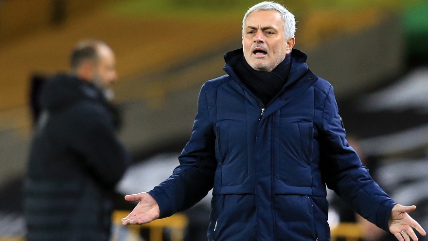 Jose Mourinho: "Cầu thủ Tottenham thiếu tham vọng"