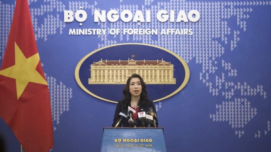 Việt Nam yêu cầu Trung Quốc hủy bỏ, chấm dứt các chuyến du lịch ra Hoàng Sa