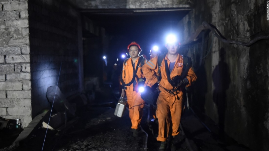 23 người bị mắc kẹt do tai nạn hầm mỏ ở Trung Quốc