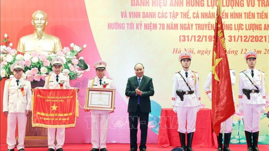 Thủ tướng trao tặng danh hiệu Anh hùng cho Cục An ninh điều tra
