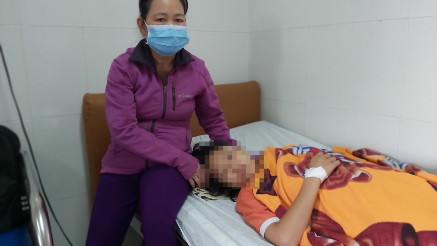 Nữ sinh bị hành hung dã man sau va chạm giao thông ở Tây Ninh