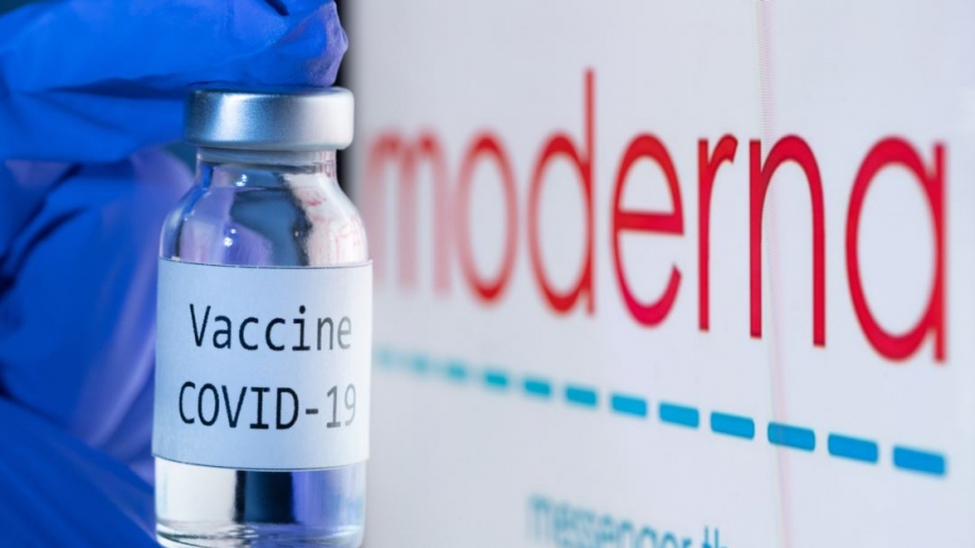 Moderna hi vọng vaccine Covid-19 có khả năng chống lại biến thể mới