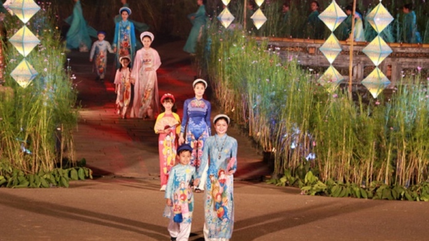 Nhiều lễ hội kích cầu du lịch diễn ra trong tháng 12 ở Thừa Thiên-Huế