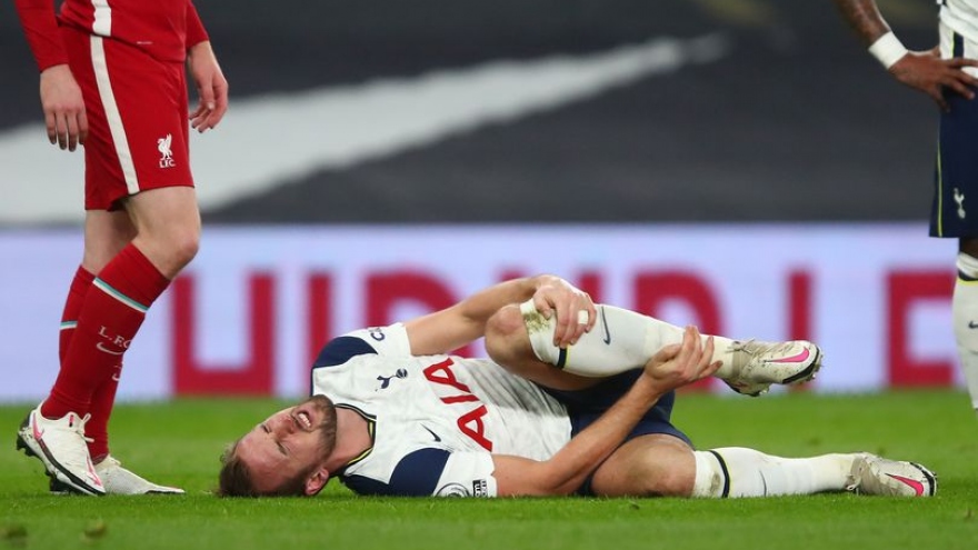 Tottenham nhận "hung tin" từ Harry Kane sau trận thua Liverpool