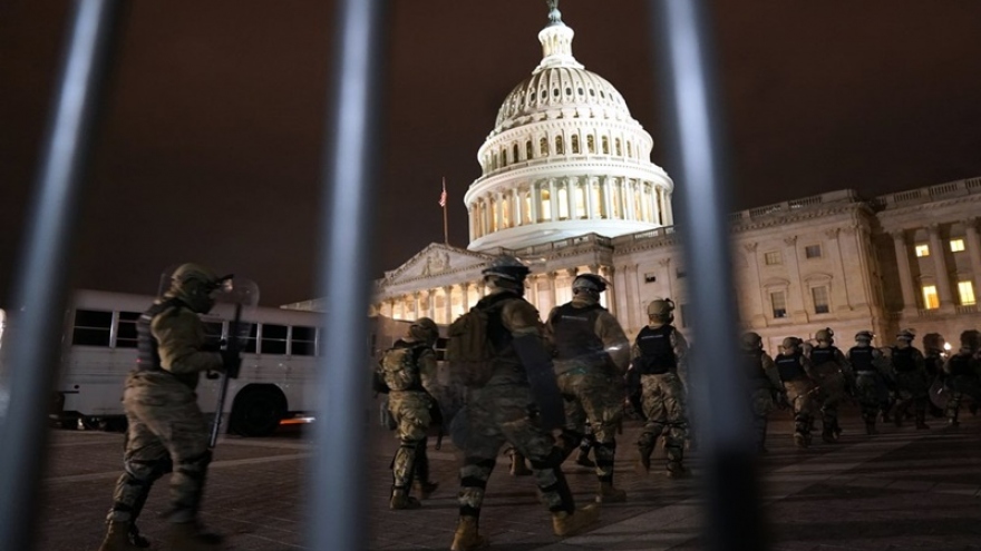 4 người thiệt mạng và 52 người bị bắt giữ sau vụ bạo loạn tại tòa nhà Quốc hội Mỹ