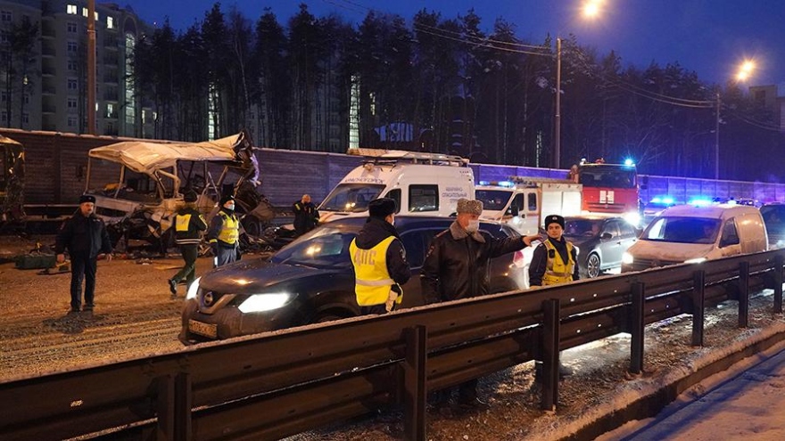 Tai nạn xe quân sự ở Nga: Hơn 40 người thương vong