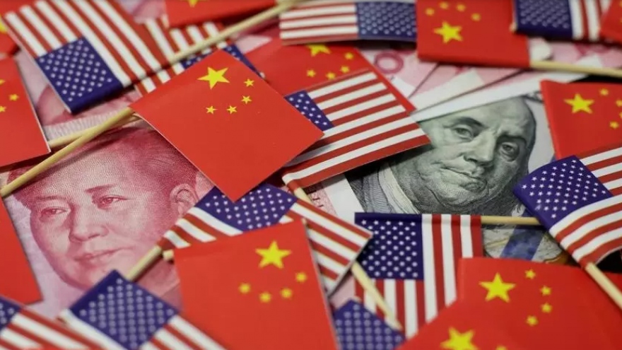 Mỹ hoãn áp dụng lệnh cấm đầu tư vào công ty Trung Quốc