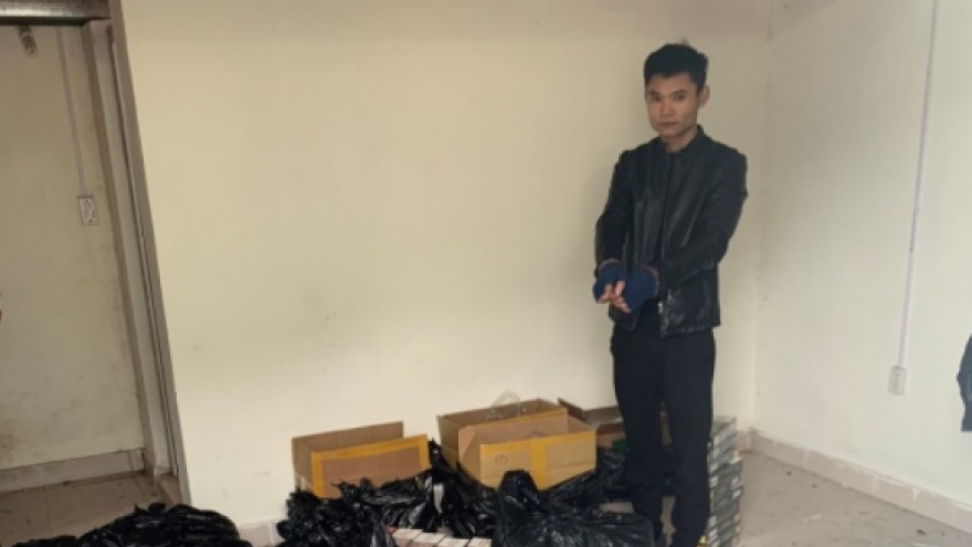 Tạm giữ 4 đối tượng buôn bán hàng cấm ở Quảng Ninh