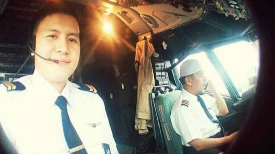Cơ trưởng của máy bay rơi ở Indonesia từng là phi công lực lượng không quân