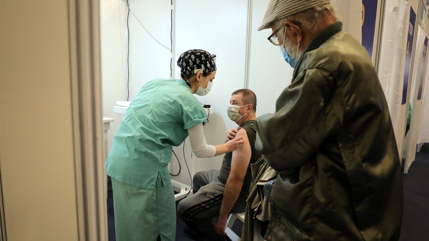 Chiến dịch “thần tốc” triển khai tiêm vaccine Covid-19 của Israel