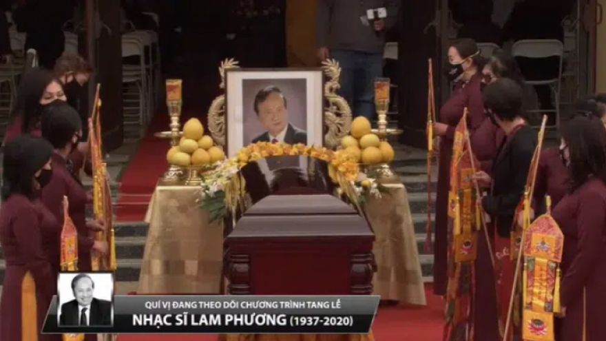 Người thân, bạn bè, nghệ sĩ nghẹn ngào trong lễ tang của nhạc sĩ Lam Phương tại Mỹ