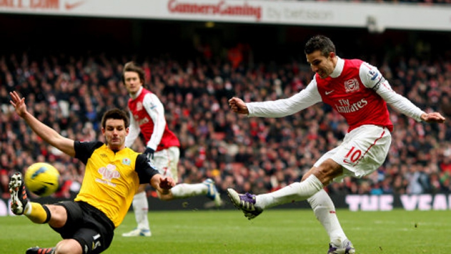 Ngày này năm xưa: Van Persie lập hat-trick cuối cùng cho Arsenal