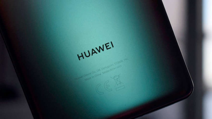 Sản lượng smartphone Huawei sụt giảm mạnh trong năm nay