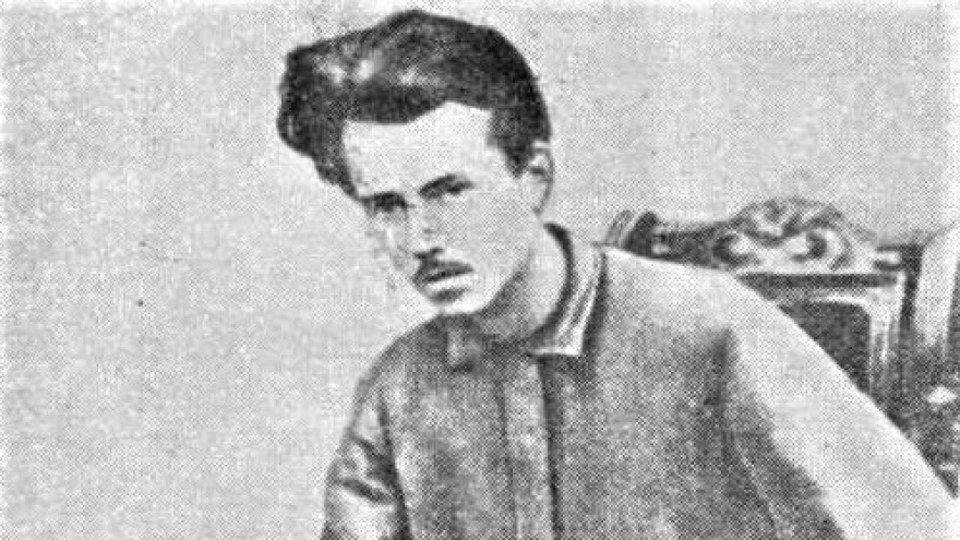 Cuộc đời lẫy lừng của tác giả tiểu thuyết Xô viết nổi tiếng “Thép đã tôi thế đấy”