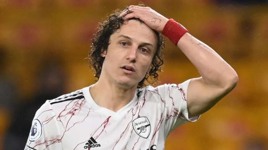 Arsenal có hành động bất ngờ với David Luiz