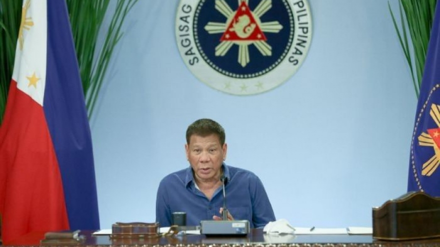 Tổng thống Philippines cảnh báo Mỹ phải “trả tiền” để duy trì thỏa thuận quân sự