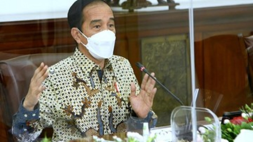 Tổng thống Indonesia thừa nhận biện pháp ngăn chặn Covid-19 không hiệu quả