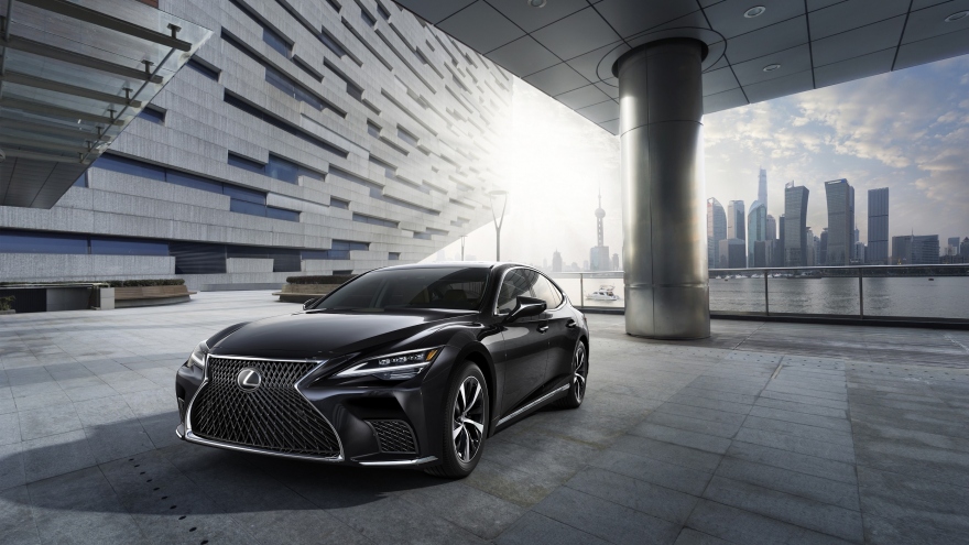 Lexus LS 2021 giá từ hơn 7 tỷ đồng có gì đặc biệt