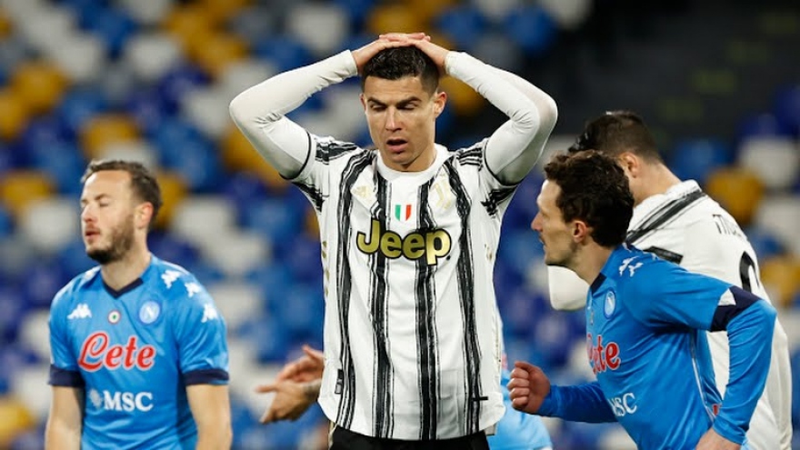 Juventus và AC Milan thua sốc ở vòng 22 Serie A