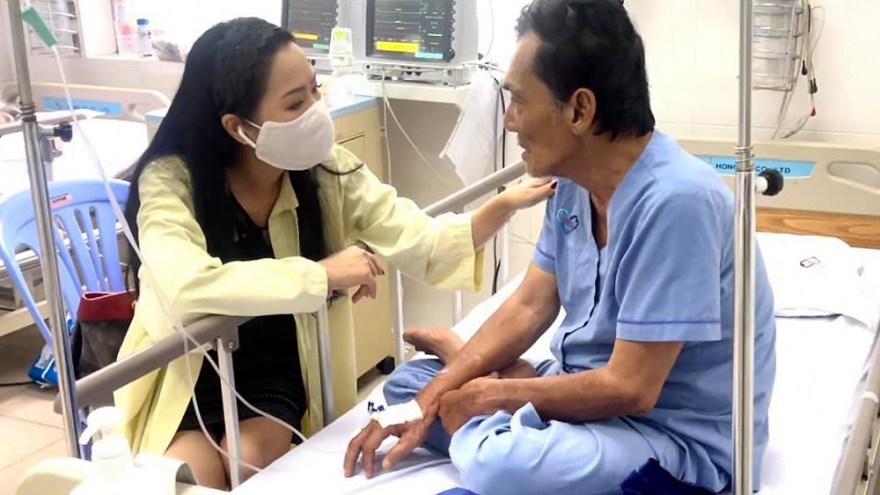 Nghệ sĩ Việt kêu gọi hỗ trợ diễn viên Thương Tín bị đột quỵ