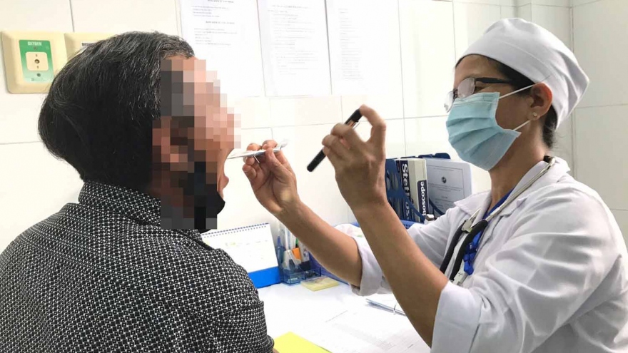 38 người đầu tiên tại Long An được tiêm thử nghiệm vaccine Nanocovax giai đoạn 2