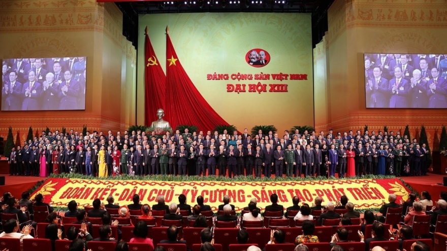 Đảng NDCM Lào và Đảng Nhân dân Campuchia gửi điện mừng Đảng Cộng sản Việt Nam