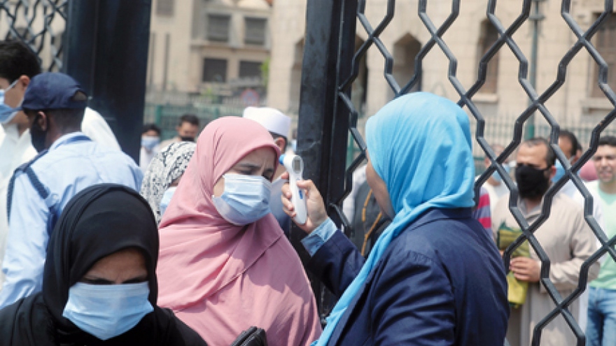 Ai Cập triển khai chiến dịch tiêm chủng vaccine ngừa Covid-19