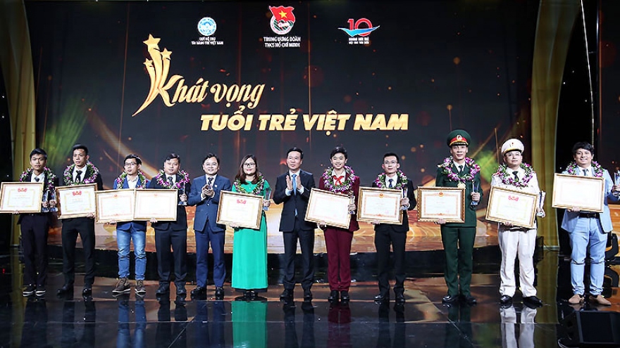 Tuyên dương 10 Gương mặt trẻ Việt Nam tiêu biêu năm 2020
