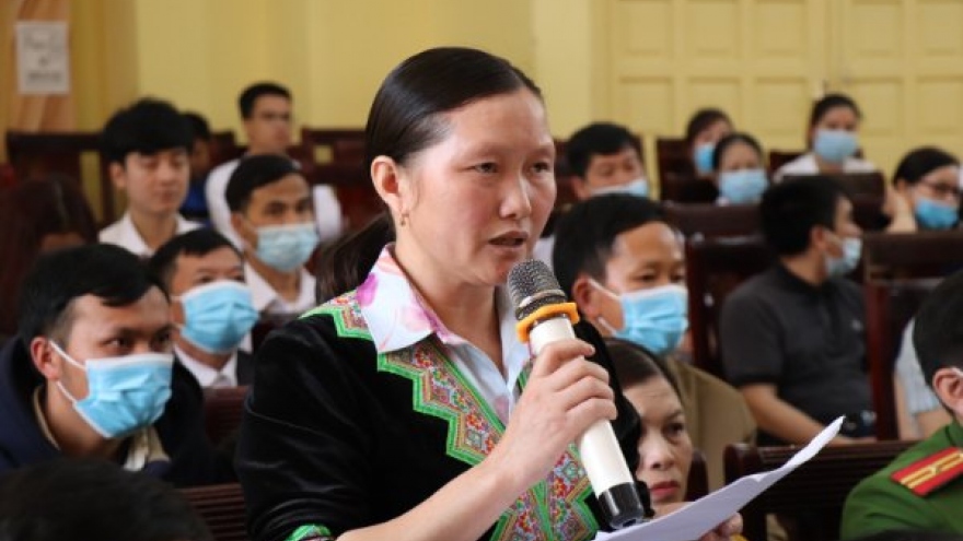 Đoàn đại biểu Quốc hội tỉnh Yên Bái tiếp xúc cử tri huyện Văn Chấn