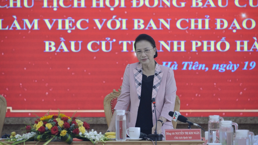 Chủ tịch Quốc hội làm việc với Ban chỉ đạo công tác bầu cử tỉnh Kiên Giang