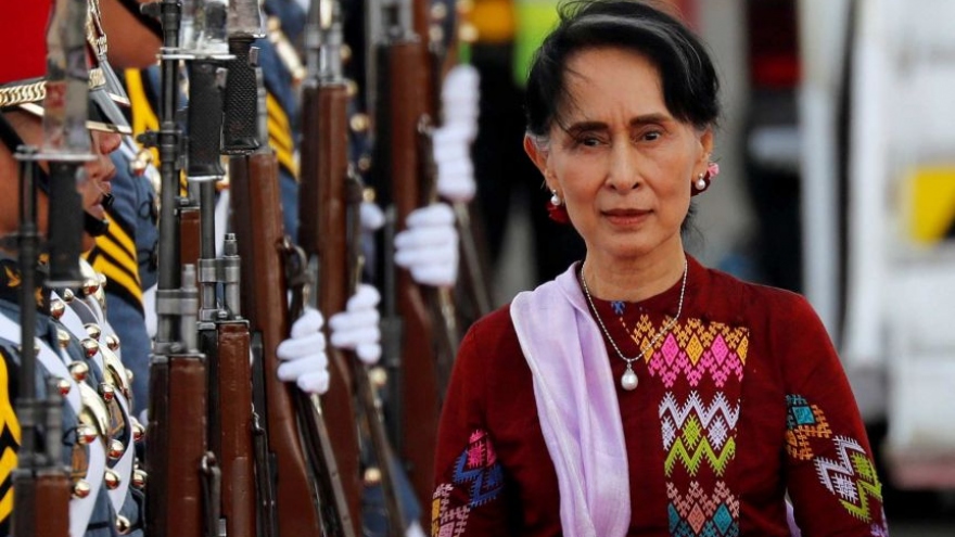 Cố vấn nhà nước Myanmar San Suu Kyi xuất hiện trong phiên xét xử trực tuyến