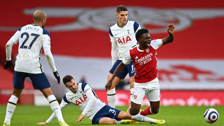 Arsenal nhận tin không vui sau trận thắng Tottenham