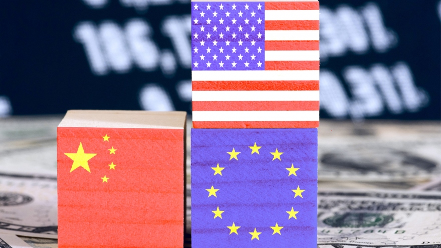 Châu Âu trong cuộc co kéo Mỹ - Trung: Trung lập, chọn phe hay tự lực cánh sinh?