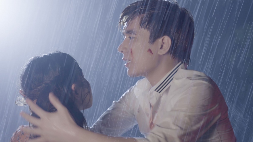 Nhật Phong "nhá hàng" hình ảnh MV mới, hứa hẹn bùng nổ sau hit “Anh từng cố gắng”