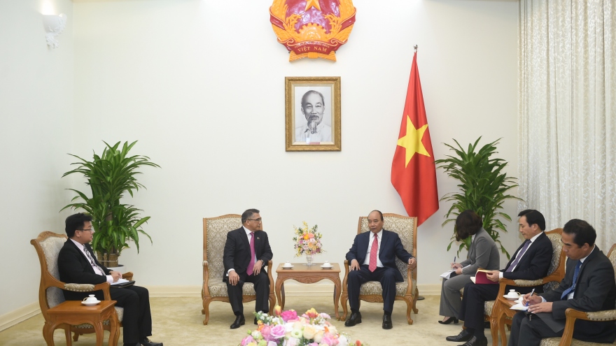 Thủ tướng Nguyễn Xuân Phúc tiếp Đại sứ Philippines