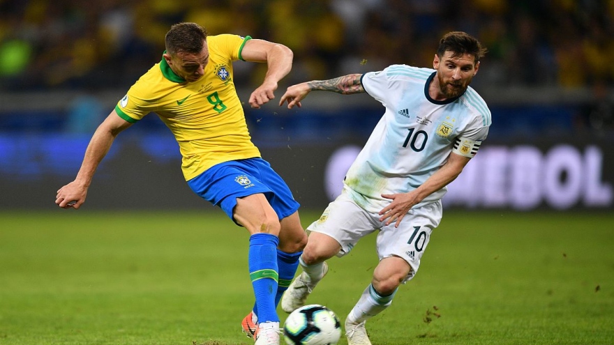 Vòng loại World Cup 2022: Trận "siêu kinh điển" Brazil - Argentina bị hoãn