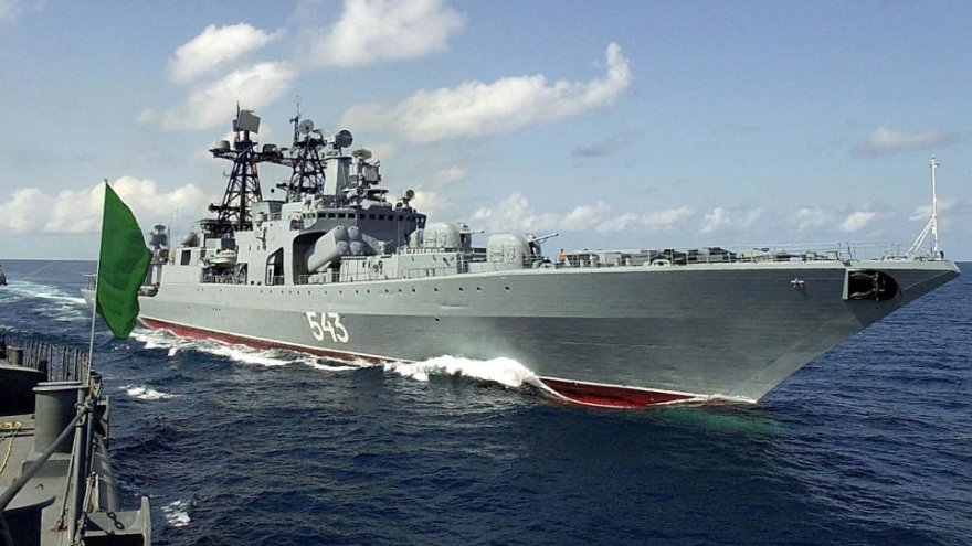 Khinh hạm Shaposhnikov của Nga phóng tên lửa hành trình Kalibr trên Biển Nhật Bản 