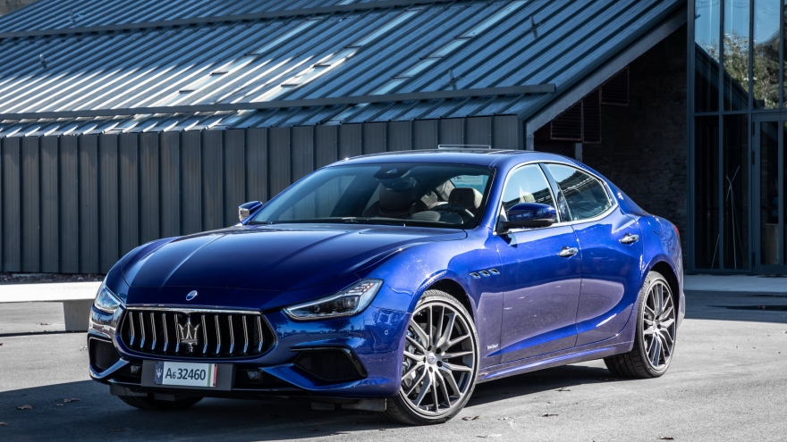 Khám phá xe điện Maserati Ghibli Hybrid vừa ra mắt