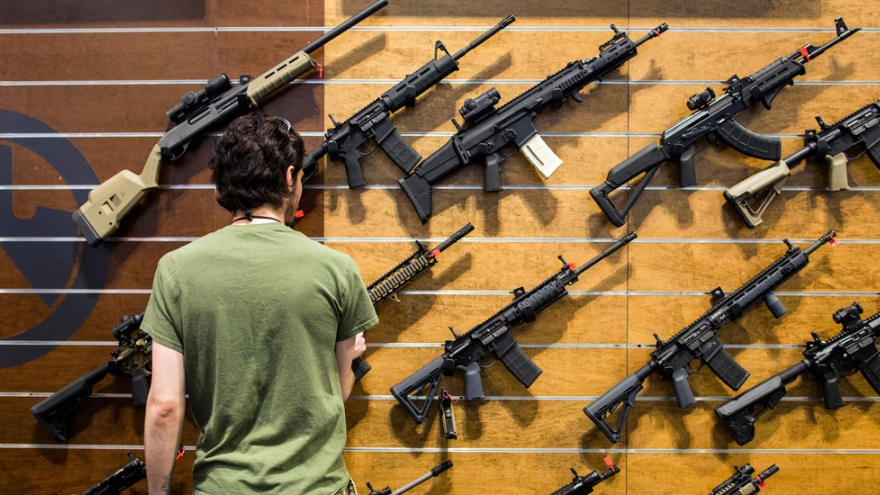 Tổng thống Mỹ kêu gọi Quốc hội ủng hộ giải pháp kiểm soát bạo lực súng đạn
