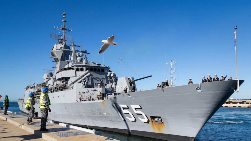 Australia cử hai tàu chiến tham gia tìm kiếm tàu ​​ngầm Indonesia mất tích