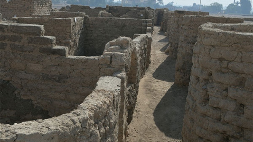 Ai Cập phát hiện thành phố cổ đại "lớn nhất" của các pharaoh cách đây 3000 năm