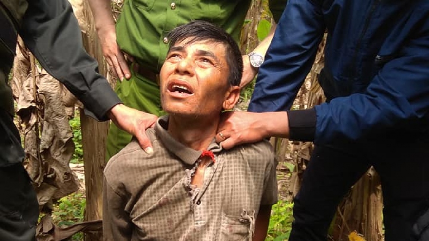Truy bắt đối tượng hạ sát bố đẻ sau 5 giờ gây án ở Sơn La