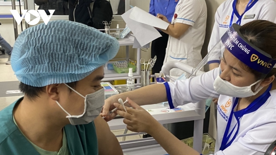 Việt Nam bước vào giai đoạn triển khai tiêm vaccine COVID-19 đợt 2