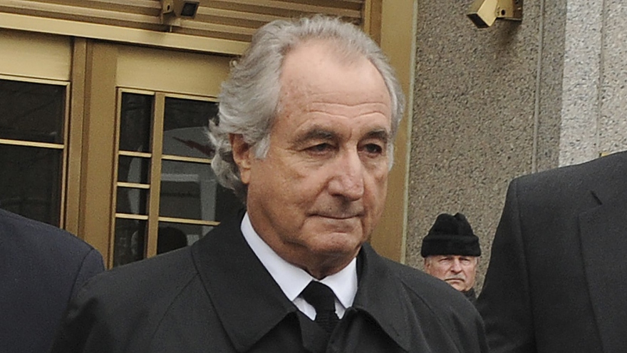 Trùm lừa đảo khét tiếng Bernie Madoff qua đời trong tù ở tuổi 82