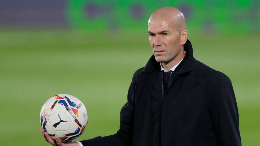Real Madrid tự bắn vào chân trong cuộc đua vô địch, HLV Zidane vẫn nói cứng