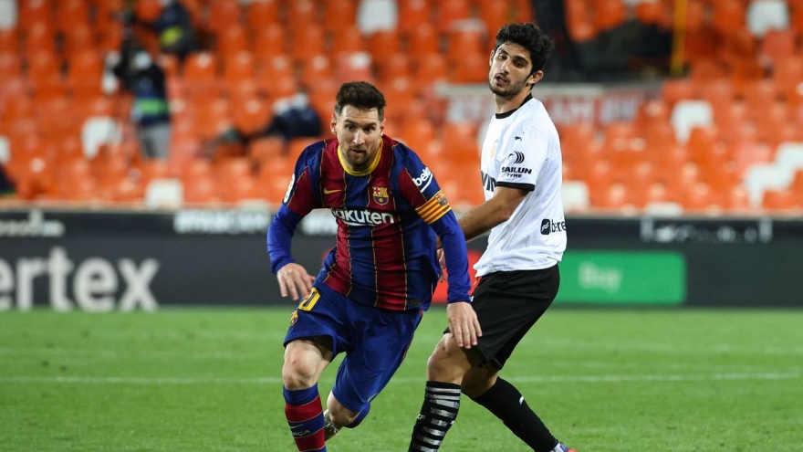 Messi thăng hoa, Barca tiếp tục đua vô địch La Liga