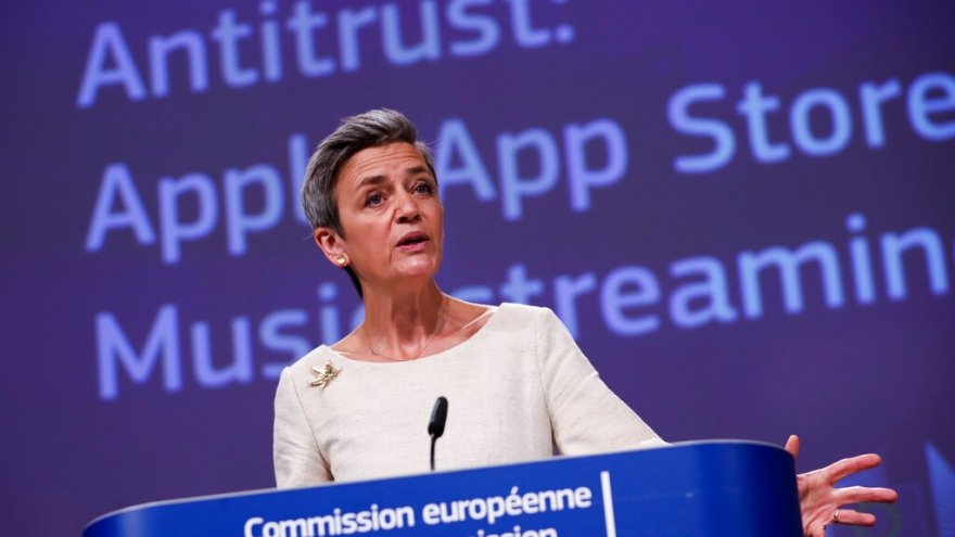 Châu Âu cáo buộc Apple vi phạm chống độc quyền trên App Store